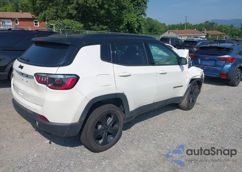 2021 Jeep Compass Altitude 4X4 z USA, uszkodzony, nr VIN 3C4NJDBB3MT509680